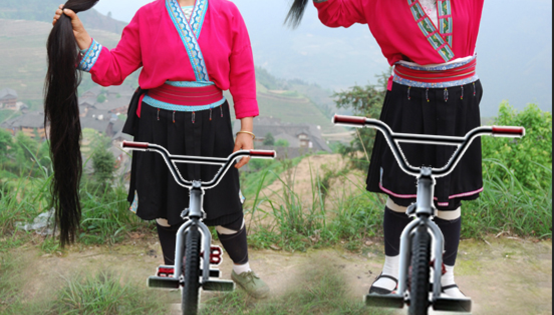     🚲    🎧🎶     🥢